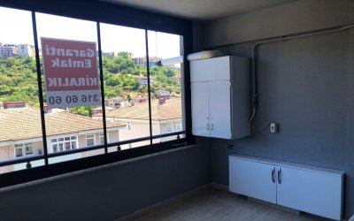 MERKEZİ KONUMDA KİRALIK DAİRE