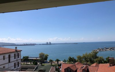 MERKEZİ KONUM DENİZ MANZARALI DAİRE